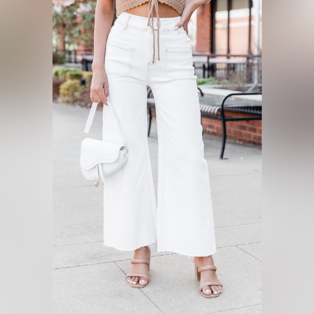 NWOT Pink Lily HEARD A RUMOR WHITE WIDE LEG JEANS